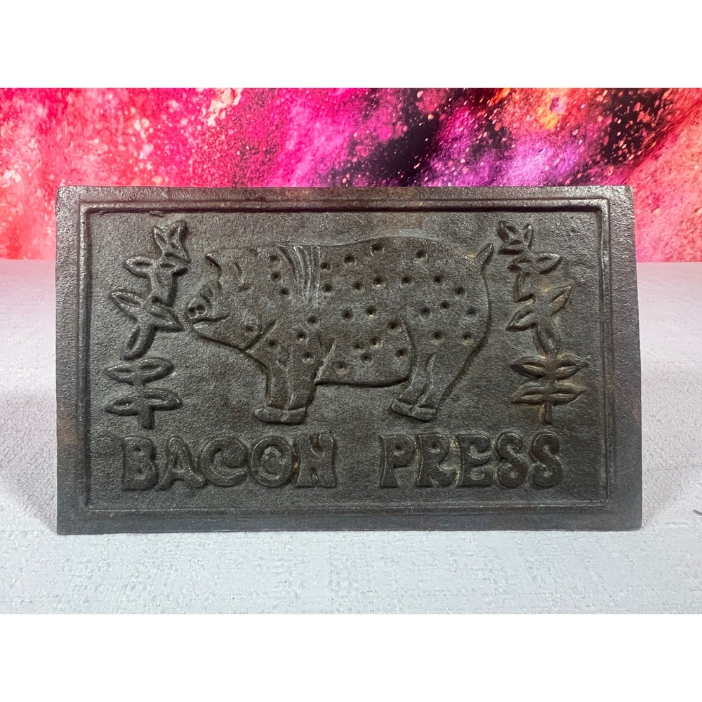 Vintage Cast Iron Bacon Press Pig Design Rectangular Grill Weight Wood Handle